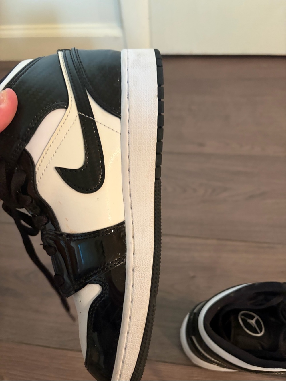 Jordan 1 Mid SE Kids' Sneakers Panda Black & White size 5 - Picture 11 of 14